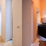 Maison Noir Apartment