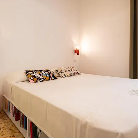 Apartment Maison Noir